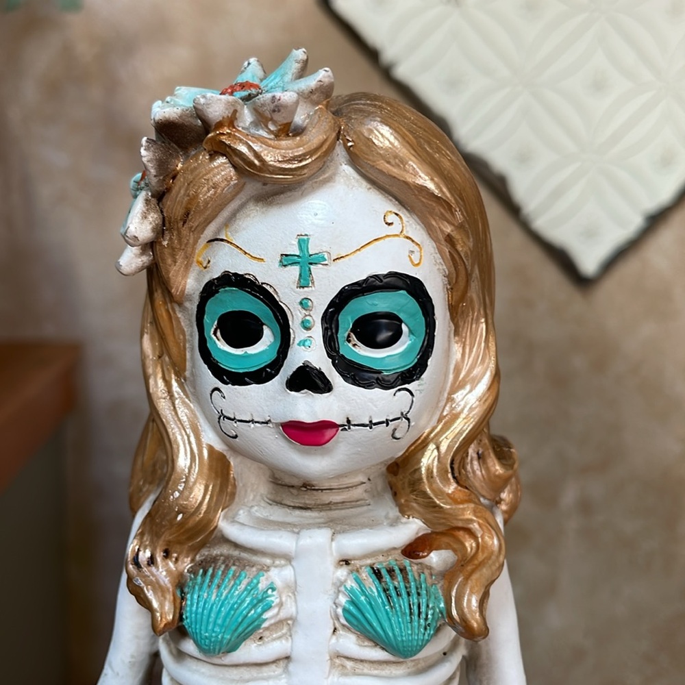 Dia de Los Muertos Day of the Dead Skeleton Mermaid Jack O Lantern Figurine - Picture 5 of 12